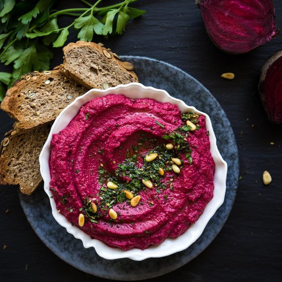Řepný hummus s rozmarýnem